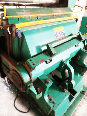 Máy dập nổi kéo dài 12KW HJ-930T Chiều dài nạp lá 640mm