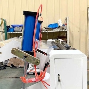 Máy dập nổi tự động 1100mm Giấy nhôm 600mm