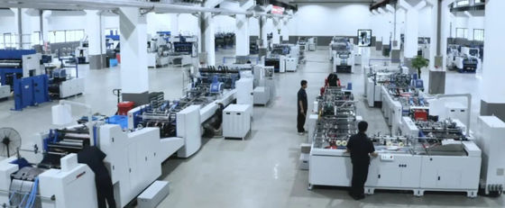 Máy tạo hình túi xách Ce Kraft hoàn toàn tự động với bao bì bằng gỗ