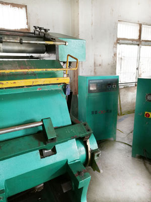 Hệ thống bôi trơn Máy dập nổi với 38 thanh ray dẫn hướng bằng nhôm Chromium Molypden