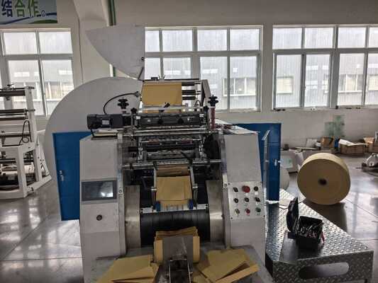 Máy niêm phong và cắt túi Kraft giấy túi làm máy với 420 đến 600 mm chiều rộng túi và 400 lưới gốm in cuộn