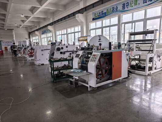 Máy niêm phong và cắt túi Kraft giấy túi làm máy với 420 đến 600 mm chiều rộng túi và 400 lưới gốm in cuộn