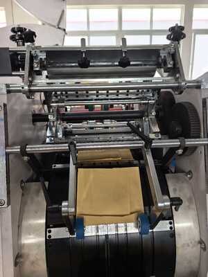 CMYK Flexo Printer Paper Shopping Bag Making Machine 50Hz 60Hz Điện lực Tổng công suất 15 KW Thích hợp cho bao bì quy mô lớn