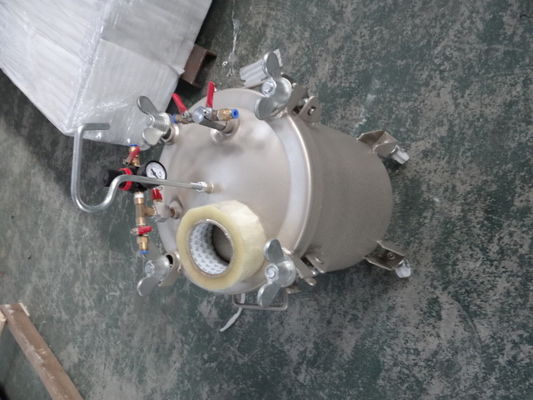 Máy Làm Túi Giấy Kraft Tay Cầm Xoắn Với Cơ Cấu Nâng Bằng Khí Nén hoặc Thủy Lực#20-80 Cái/Túi Giấy Tối Thiểu