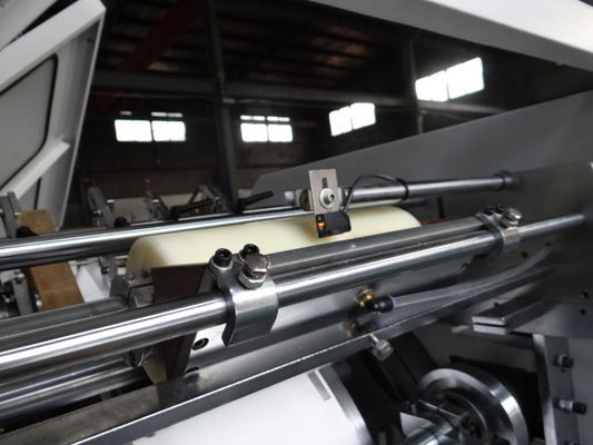 Máy Làm Túi Giấy Kraft Tay Cầm Xoắn Với Cơ Cấu Nâng Bằng Khí Nén hoặc Thủy Lực#20-80 Cái/Túi Giấy Tối Thiểu