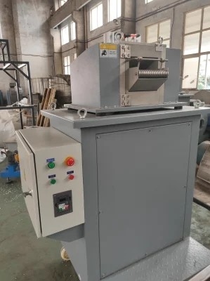 Máy đùn màng PE thải Ống nhựa PVC Túi PP Máy tái chế chai nhựa PET
