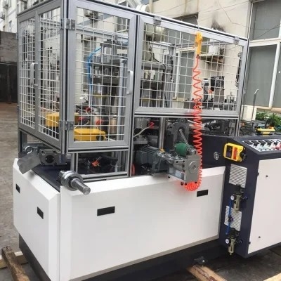 70-90 chiếc / phút Máy làm kính giấy dùng một lần