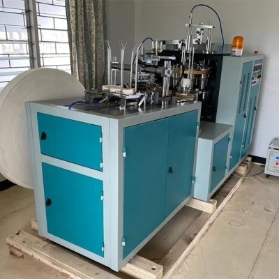 Máy làm cốc giấy cà phê kem