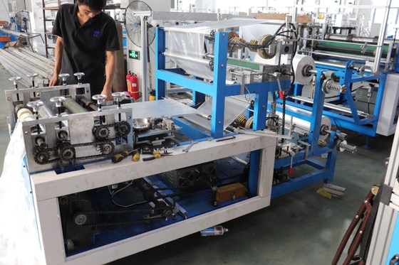 Máy làm tay áo dùng một lần