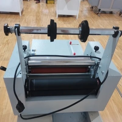 Máy làm lại rãnh OPP 900mm Máy cán màng không dệt 5m / phút